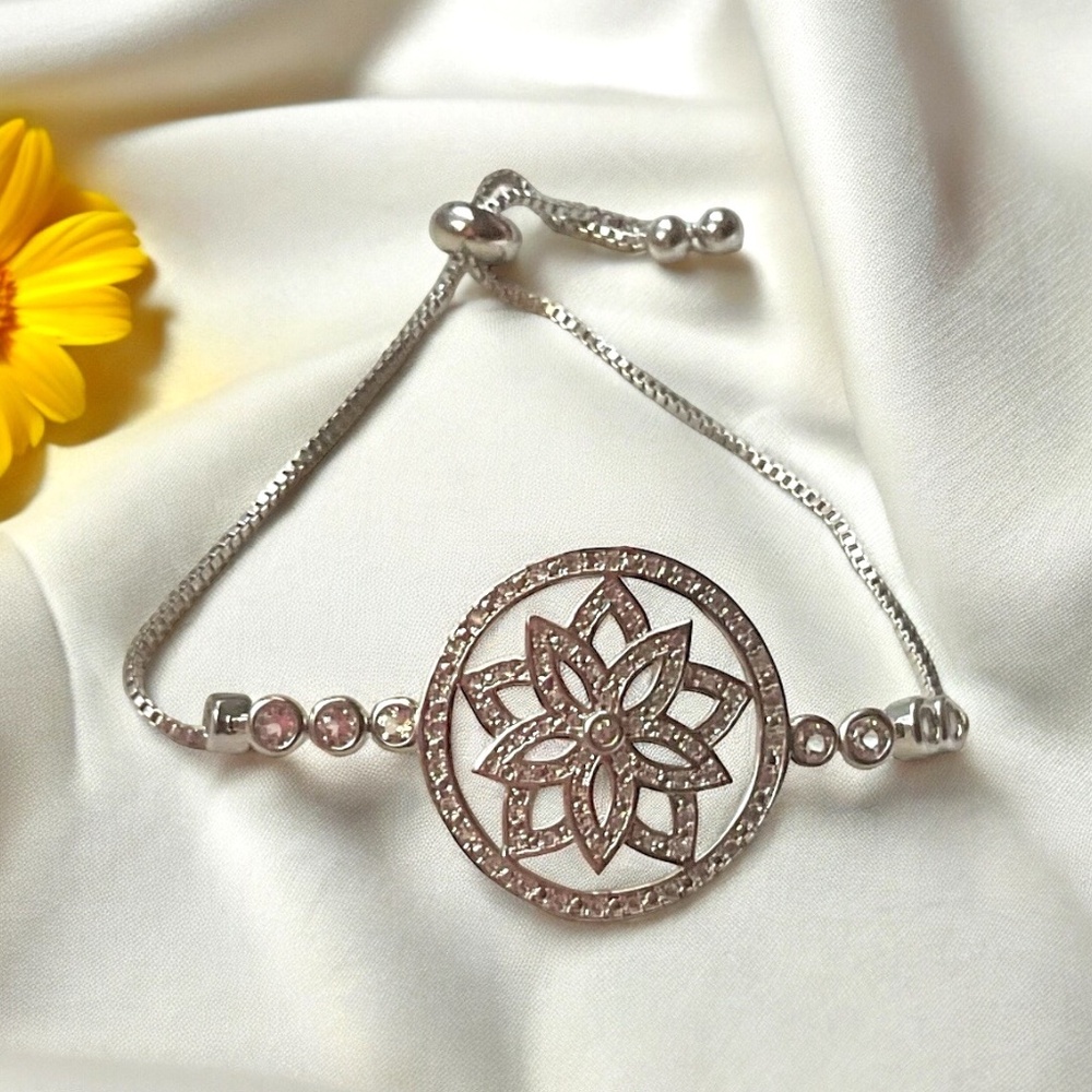 DIAMOND FLOWER BRACELET SET IN STERLING WITH ADJUSTABLE CHAIN